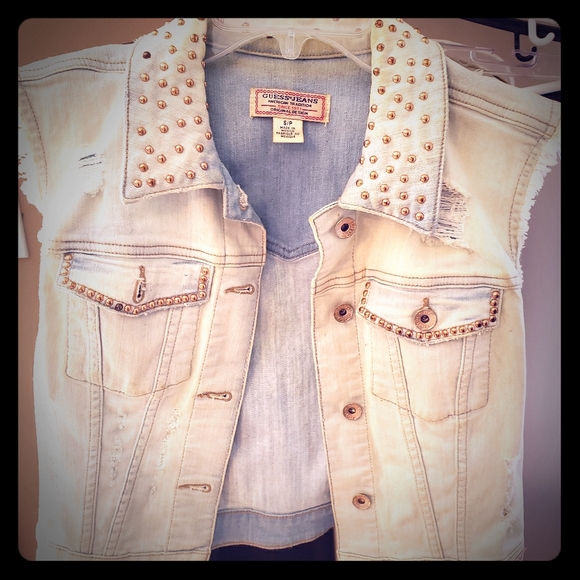Sleeveless denim vest - Picture 1 of 3